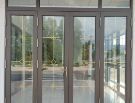 Cửa nhôm xingfa có mấy màu?