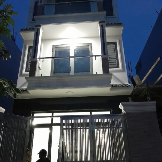Công trình nhà phố Anh Hải sử  dụng cửa Nhôm Xingfa Phụ kiện Huy Hoàng