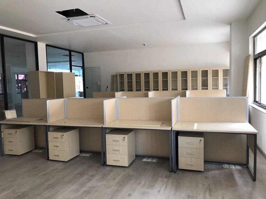 các loại vách ngăn văn phòng