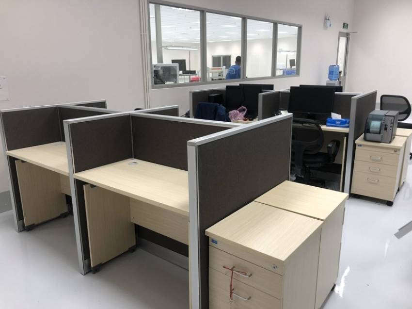 các loại vách ngăn văn phòng