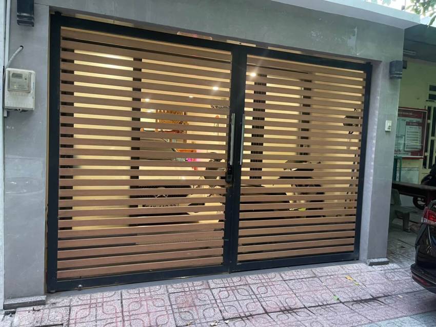cửa sắt bao nhiêu tiền 1m2