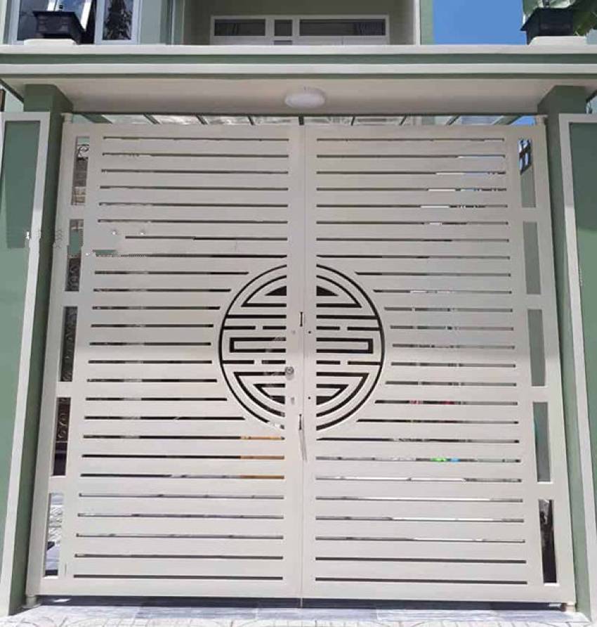 Cửa sắt đơn giản