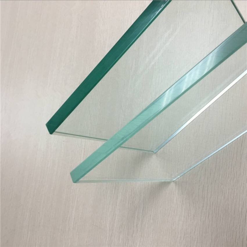 kính cường lực 8 ly giá bao nhiêu