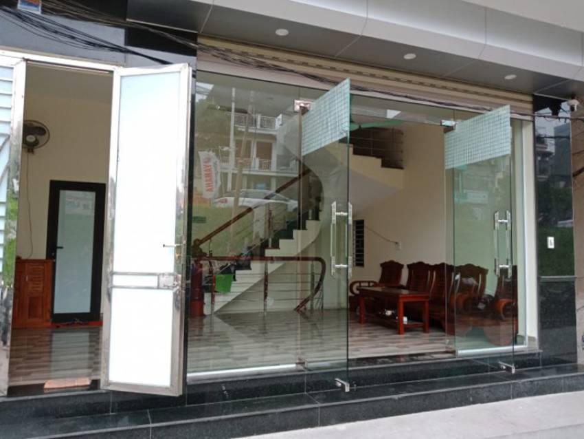 kính cường lực bao nhiêu tiền 1m2