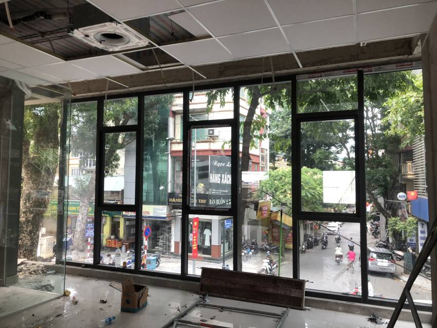 Vách nhôm xinfa mặt tiền cao cấp