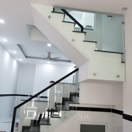 Cầu thang - Lan can kính cường lực