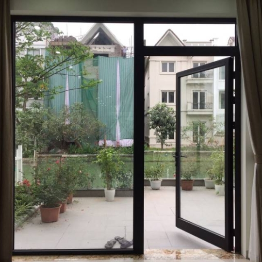 Cửa nhôm xingfa nhập khẩu mở quay