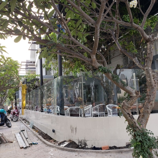 Lan can Kính Cường lực cao cấp