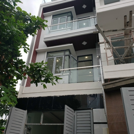 Cửa sắt đơn giản đẹp