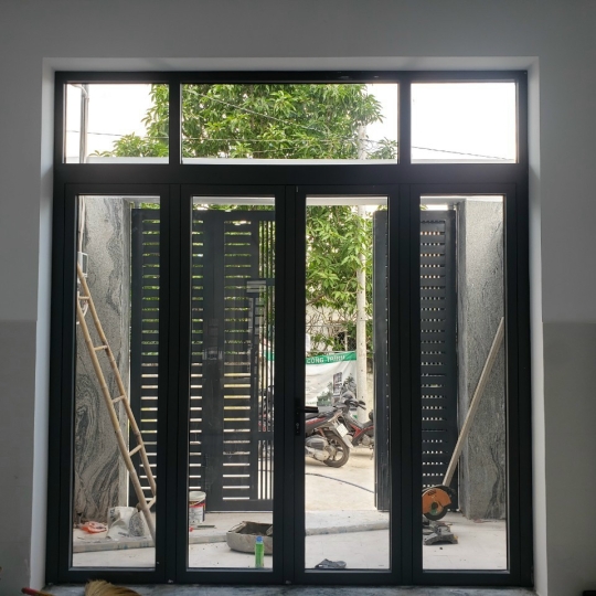 Cửa sắt đơn giản đẹp