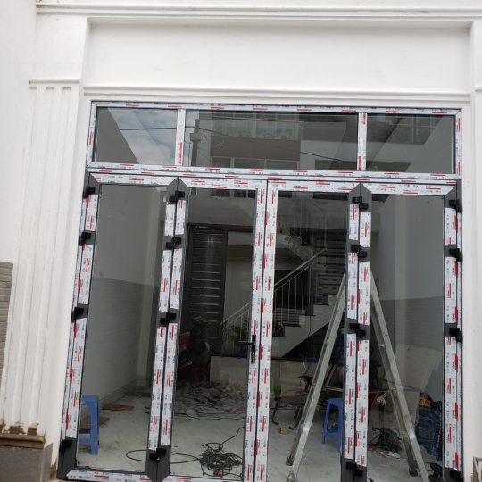 Cửa nhôm xinfa Việt nam 4 cánh 