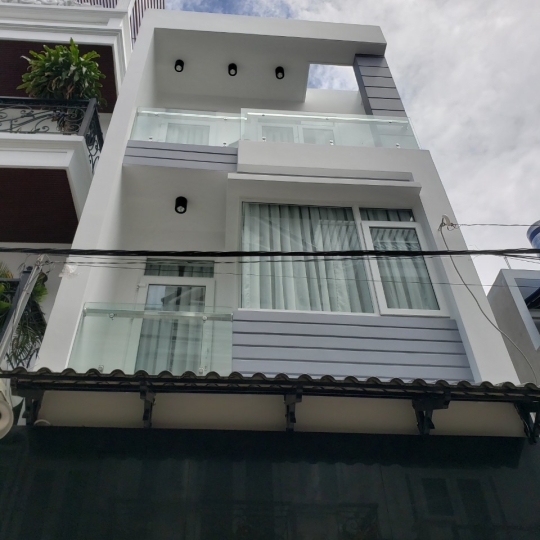 7 mẫu lan can can Kính cường lực hot nhất 2023
