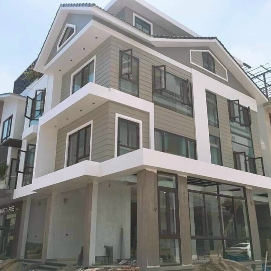 Cửa nhôm XinFa Biệt thự Sân vườn 