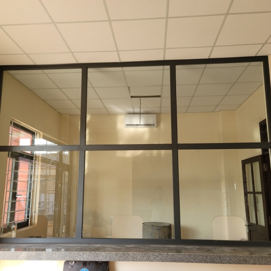 Vách Ngăn Nhôm Kính Giá rẻ tại Bình dương